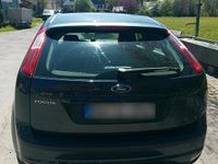 Usata Ford Focus 102 CV (75 kW) 2006 Argento Utilitaria