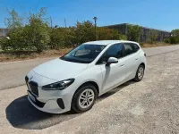 Gebraucht BMW 218 Active Tourer 150 PS (110 kW) 2023 Weiß Van / Kleinbus