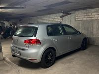 Gebraucht VW Golf VI 122 PS (89 kW) 2009 Grau Kleinwagen