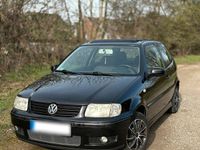 Gebraucht VW Polo 74 PS (54 kW) 2001 Schwarz Kleinwagen