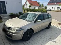 Gebraucht Renault Mégane GrandTour 111 PS (81 kW) 2009 Gold Kombi
