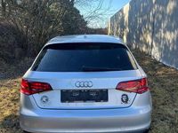 Gebraucht Audi A3 Attraction 105 PS (77 kW) 2013 Silber Limousine