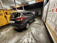 Gebraucht Ford Kuga 150 PS (110 kW) 2016 Grau SUV