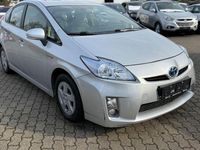 Gebraucht Toyota Prius Basis 99 PS (72 kW) 2010 Silber Kleinwagen