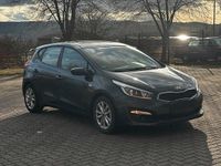 Gebraucht Kia Ceed GT 100 PS (73 kW) 2016 Grau Limousine