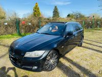 Gebraucht BMW 330 245 PS (180 kW) 2012 Schwarz Kombi