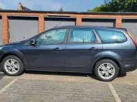 Gebraucht Ford Focus 100 PS (73 kW) 2008 Grau Kombi