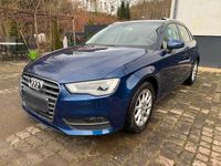 Gebraucht Audi A3 110 PS (80 kW) 2015 Blau Limousine