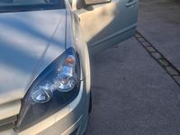 Gebraucht Opel Astra 90 PS (66 kW) 2005 Silber Kombi