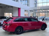 Gebraucht Skoda Superb SportLine 190 PS (139 kW) 2019 Rot Limousine
