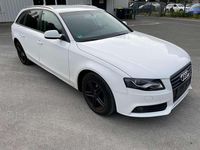 Gebraucht Audi A4 Attraction 143 PS (105 kW) 2011 Ibisweiß Kombi