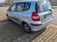 Gebraucht Honda Jazz 78 PS (57 kW) 2005 Blau Kleinwagen