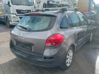 Gebraucht Renault Clio 103 PS (75 kW) 2012 Grau Kombi