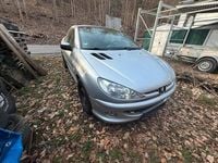 Gebraucht Peugeot 206 CC 116 PS (85 kW) 2006 Silber Cabrio
