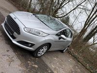 Gebraucht Ford T Titanium 105 PS (77 kW) 2013 Silber Limousine
