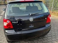 Gebraucht VW Polo Basis 75 PS (55 kW) 2003 Schwarz Limousine