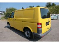Gebraucht VW T5 84 PS (61 kW) 2013 Ginstergelb r1032 Van