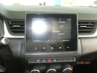 Gebraucht Renault Captur Zen 91 PS (66 kW) 2021 Orange epy+schwarz gne SUV