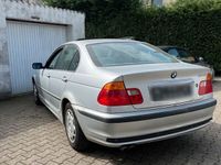 gebraucht BMW 323 E46 i Limousine | 8fach bereift