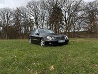 Gebraucht Mercedes E320 Avantgarde 204 PS (150 kW) 2004 Schwarz Kombi