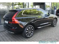 Gebraucht Volvo XC60 Plus 197 PS (144 kW) 2023 Onyx black / metallic (metallic) SUV