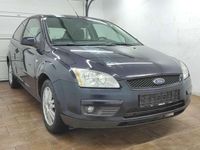 Gebraucht Ford Focus 80 PS (58 kW) 2007 Blau Kleinwagen