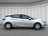 Gebraucht Opel Astra Business Edition 110 PS (80 kW) 2020 Silber metallic[silber] Limousine