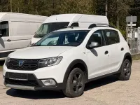 Gebraucht Dacia Sandero Celebration 90 PS (66 kW) 2017 Weiß Limousine