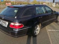 Gebraucht Mercedes E240 Elegance 177 PS (130 kW) 2005 Blau Kombi