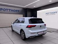 Gebraucht VW Golf VII Style 204 PS (150 kW) 2021 Pure white Kleinwagen