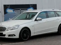 Gebraucht Mercedes E200 Avantgarde 184 PS (135 kW) 2010 Weiß Limousine