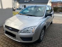 Second-hand Ford Focus 101 CP (74 kW) 2006 Argintiu Hatchback