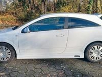 Gebraucht Opel Astra GTC 90 PS (66 kW) 2009 Weiß Coupé