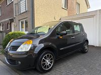 Gebraucht Renault Modus 88 PS (64 kW) 2004 Schwarz Van / Kleinbus
