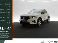 Używany Volvo XC40 Plus 163 KM (119 kW) 2025 Beżowy SUV