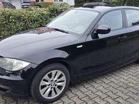 Gebraucht BMW 116 116 PS (85 kW) 2011 Schwarz Kleinwagen