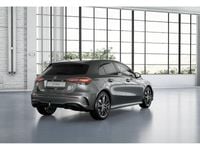 Gebraucht Mercedes A180 AMG 136 PS (100 kW) 2025 Metalliclack mountaingrau Limousine