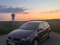Gebraucht VW Polo 90 PS (66 kW) 2014 Grau Kleinwagen