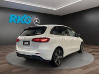 Gebraucht Mercedes B200 Progressive 163 PS (119 kW) 2025 Weiß Van / Kleinbus