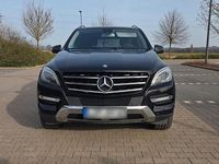 Gebraucht Mercedes ML350 258 PS (189 kW) 2012 Schwarz SUV