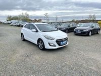 gebraucht Hyundai i30 1.6 CRDI*Trend blue*TÜV NEU*Scheckheftgepflegt*