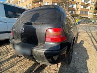 Gebraucht VW Golf IV 75 PS (55 kW) 2002 Schwarz Kleinwagen