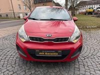 Gebraucht Kia Rio Edition 7 86 PS (63 kW) 2013 Rot Kleinwagen