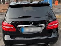 Gebraucht Mercedes B220 184 PS (135 kW) 2013 Schwarz Van / Kleinbus