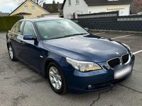 Gebraucht BMW 525 192 PS (141 kW) 2004 Blau Limousine