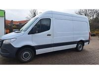 Używany Mercedes Sprinter 143 KM (105 kW) 2021 Biały Van