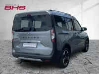 Gebraucht Ford Tourneo Courier Active 125 PS (91 kW) 2024 Solarsilver (silber) Van / Kleinbus