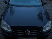 Gebraucht VW Golf V 105 PS (77 kW) 2004 Schwarz Kleinwagen