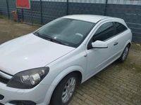Gebraucht Opel Astra GTC 90 PS (66 kW) 2009 Weiß Limousine