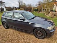 Gebraucht BMW 116 122 PS (89 kW) 2007 Schwarz Kleinwagen